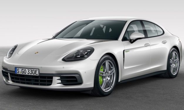 PORSCHE PANAMERA 4 E-HYBRID