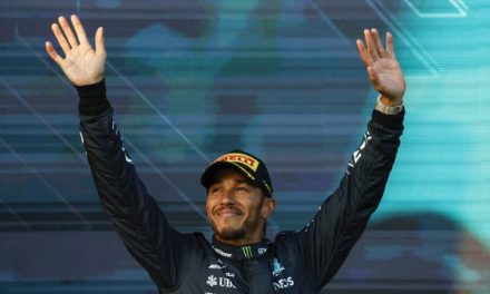 Alonso pun hvale za Hamiltona: Vozio je fantastično i bez greške, poput prvaka što i je