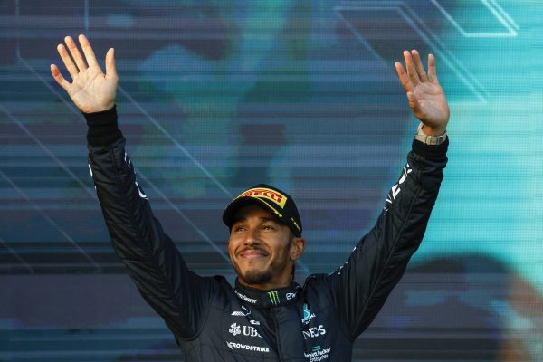 Alonso pun hvale za Hamiltona: Vozio je fantastično i bez greške, poput prvaka što i je