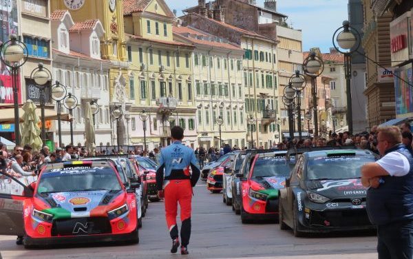WRC Croatia Rally: Neuville i Evans izjednačeni u drugi dan