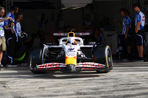 Vodeći vozač F2 prvenstva Nikola Tsolov odradio testiranje s Racing Bullsima